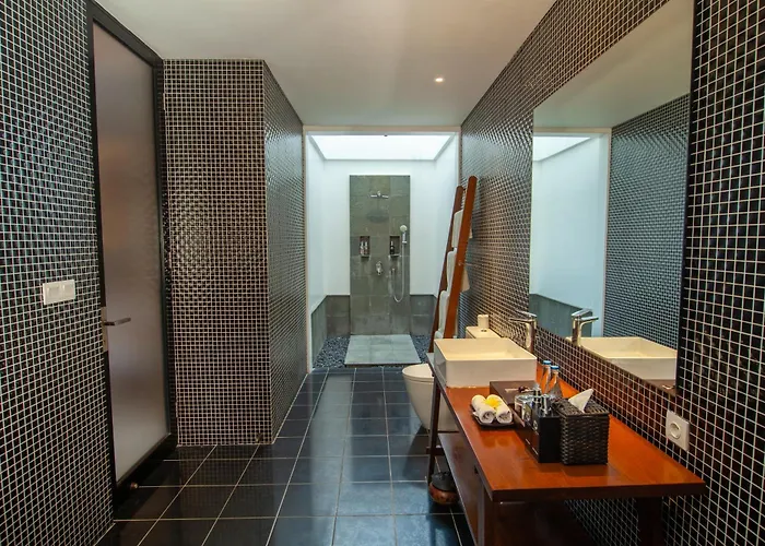 Abia Villa Legian